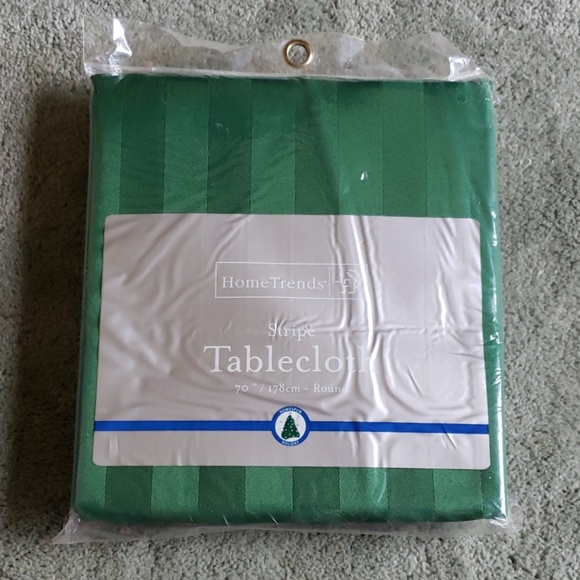 NIP HomeTrends striped tablecloth - Picture 1 of 4
